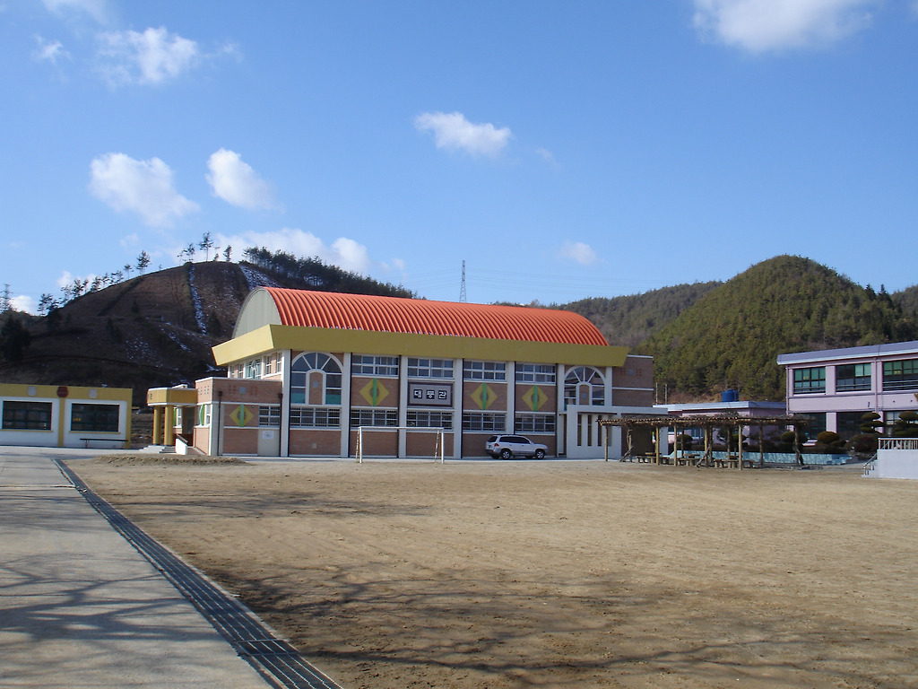 미력초등학교 이미지